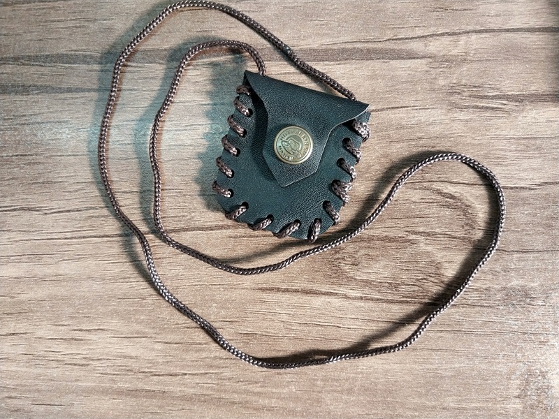 گردنبند آویز کیف دعا و قرآن