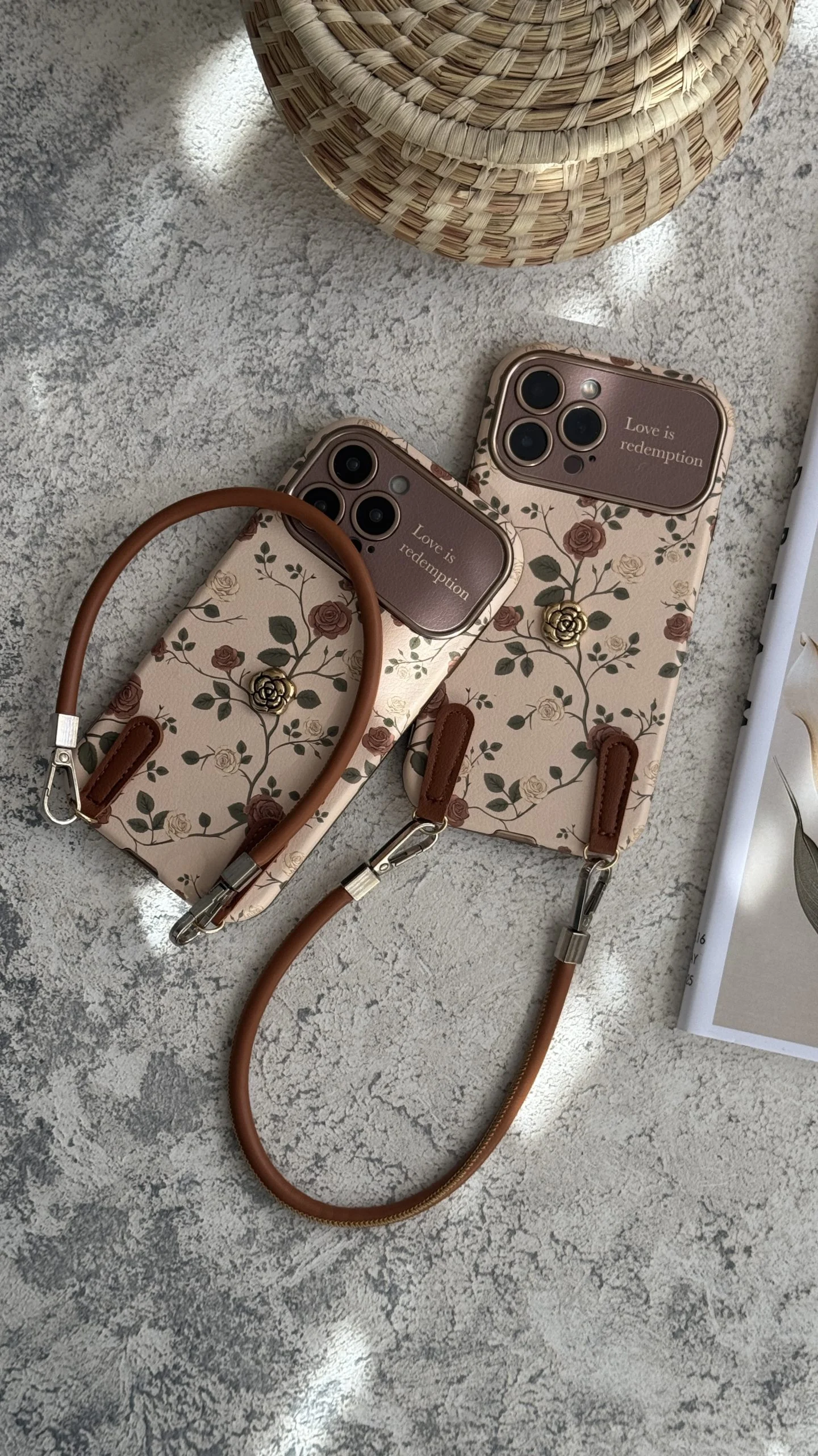 قاب آیفون گل رز فلورا قهوه ای + بندست چرمی