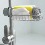 جا اسکاچی دور شیر آب