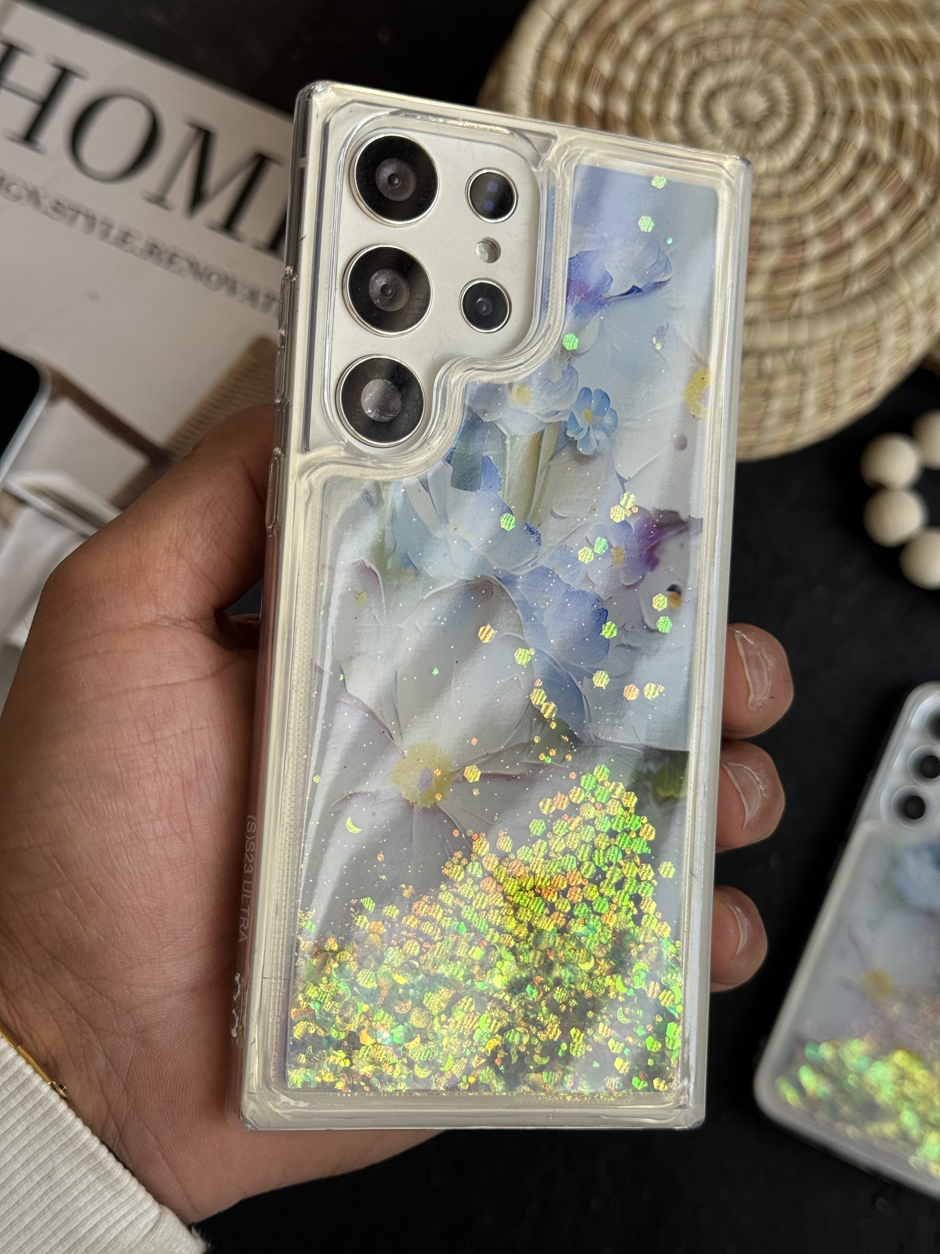 قاب موبایل گل لوندر آکواریومی متحرک پولکی