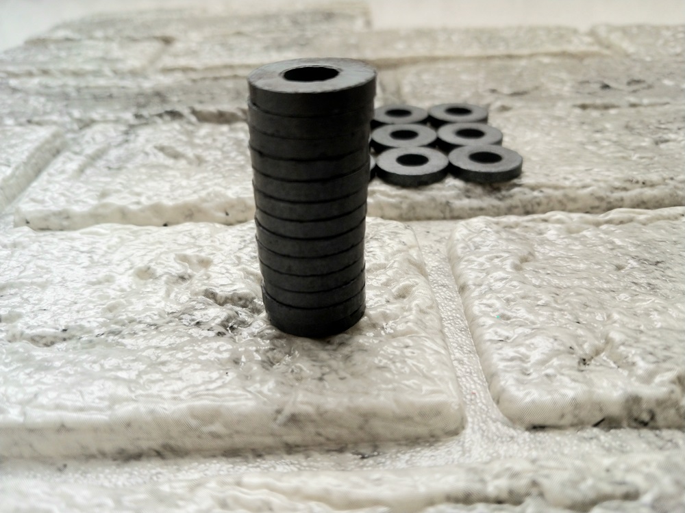 آهنربای رینگی 1/5 سانتیمتری