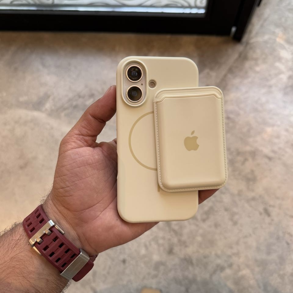 قاب سیلیکونی مگ سیف