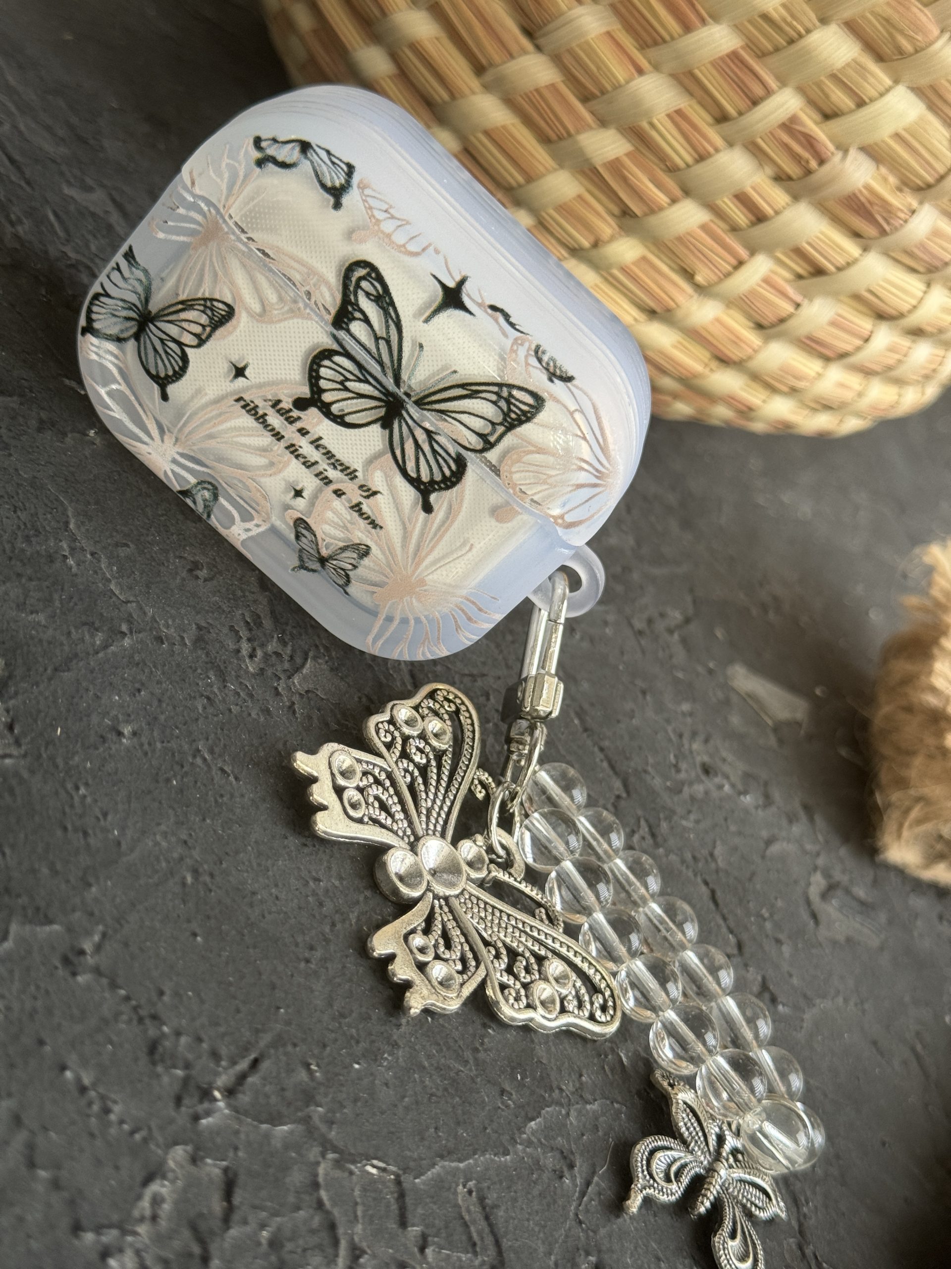 کاور ایرپاد پروانه آویز فلزی