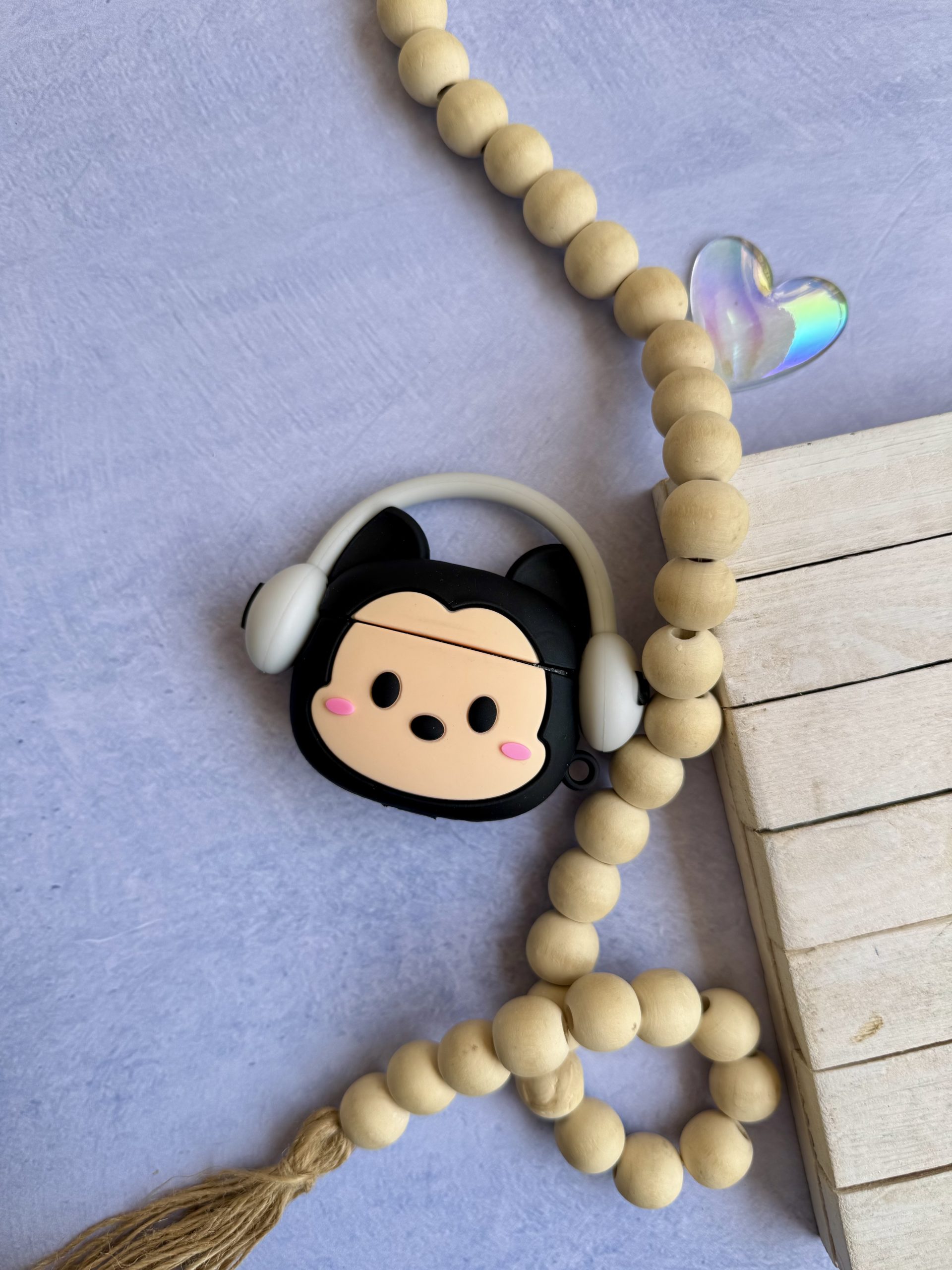 کاور ایرپاد سیلیکونی میکی و مینی هدفون دار