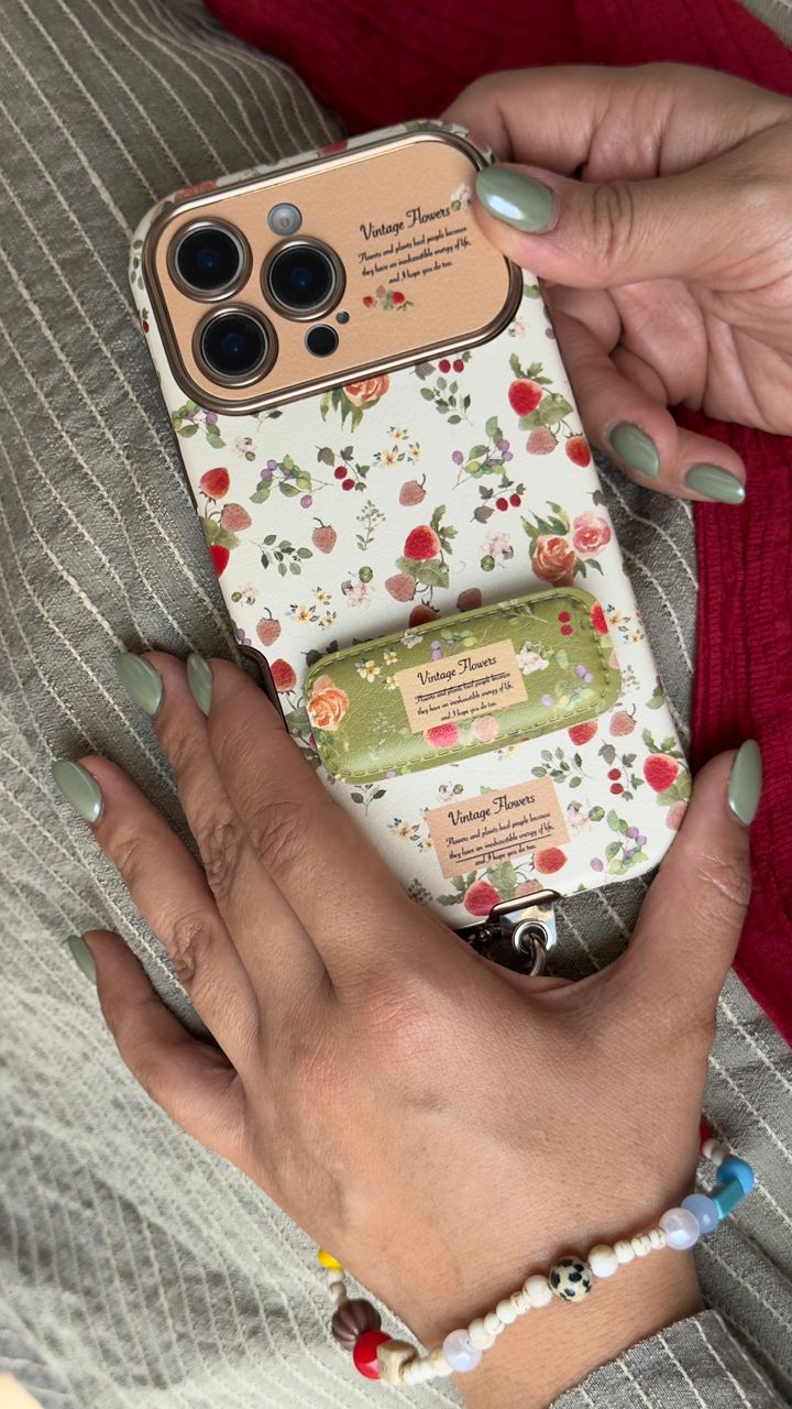 قاب موبایل موبایل آیفون استرابری گاردن + بند و استند ست