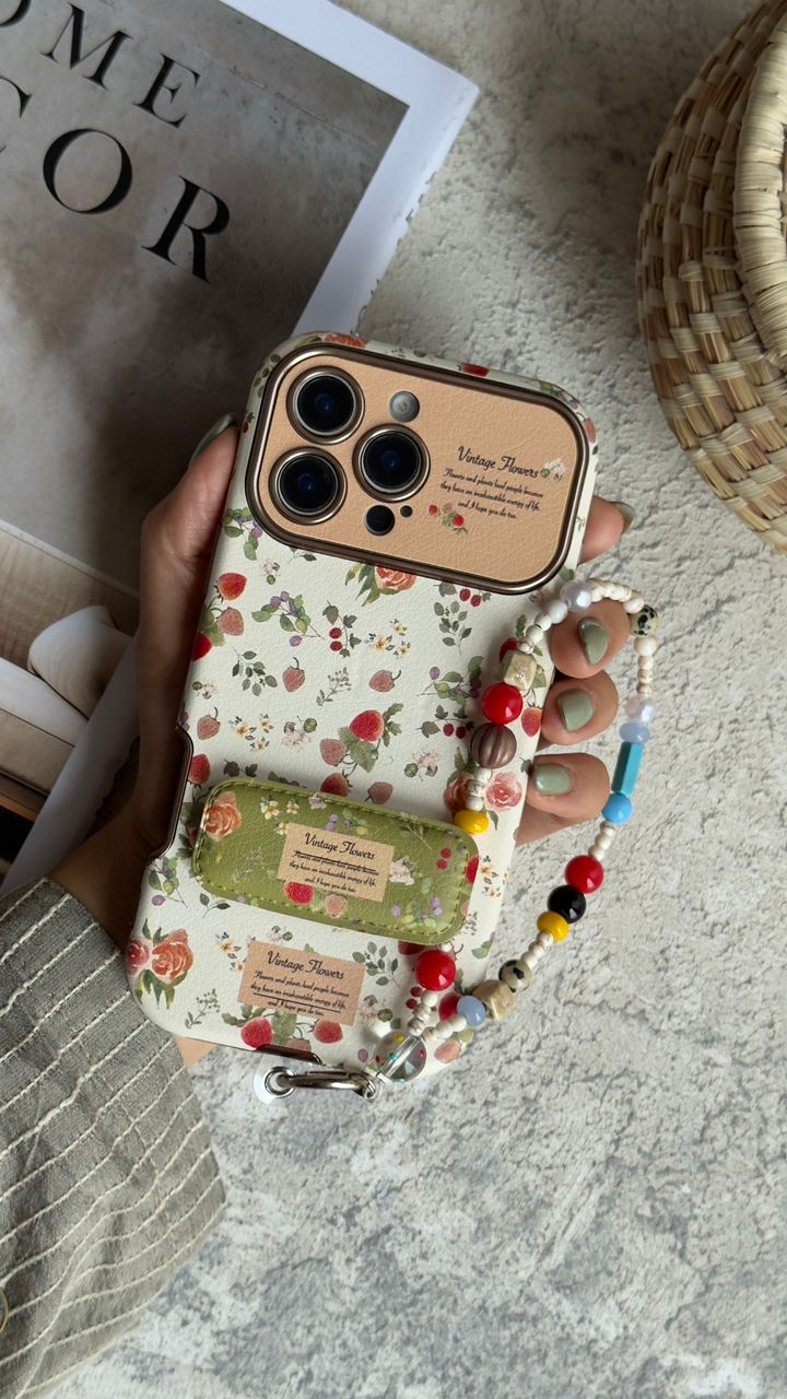 قاب موبایل موبایل آیفون استرابری گاردن + بند و استند ست