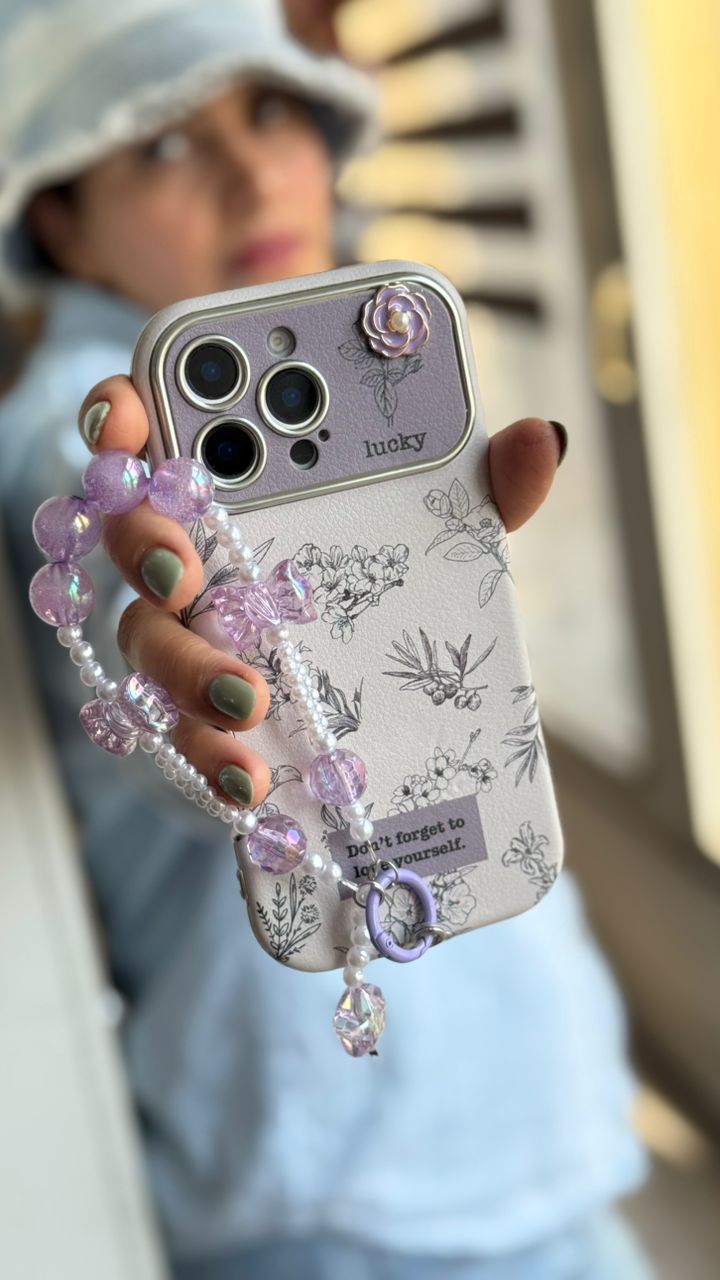 قاب موبایل آیفون گل خودتو دوست داشته باش + بندست