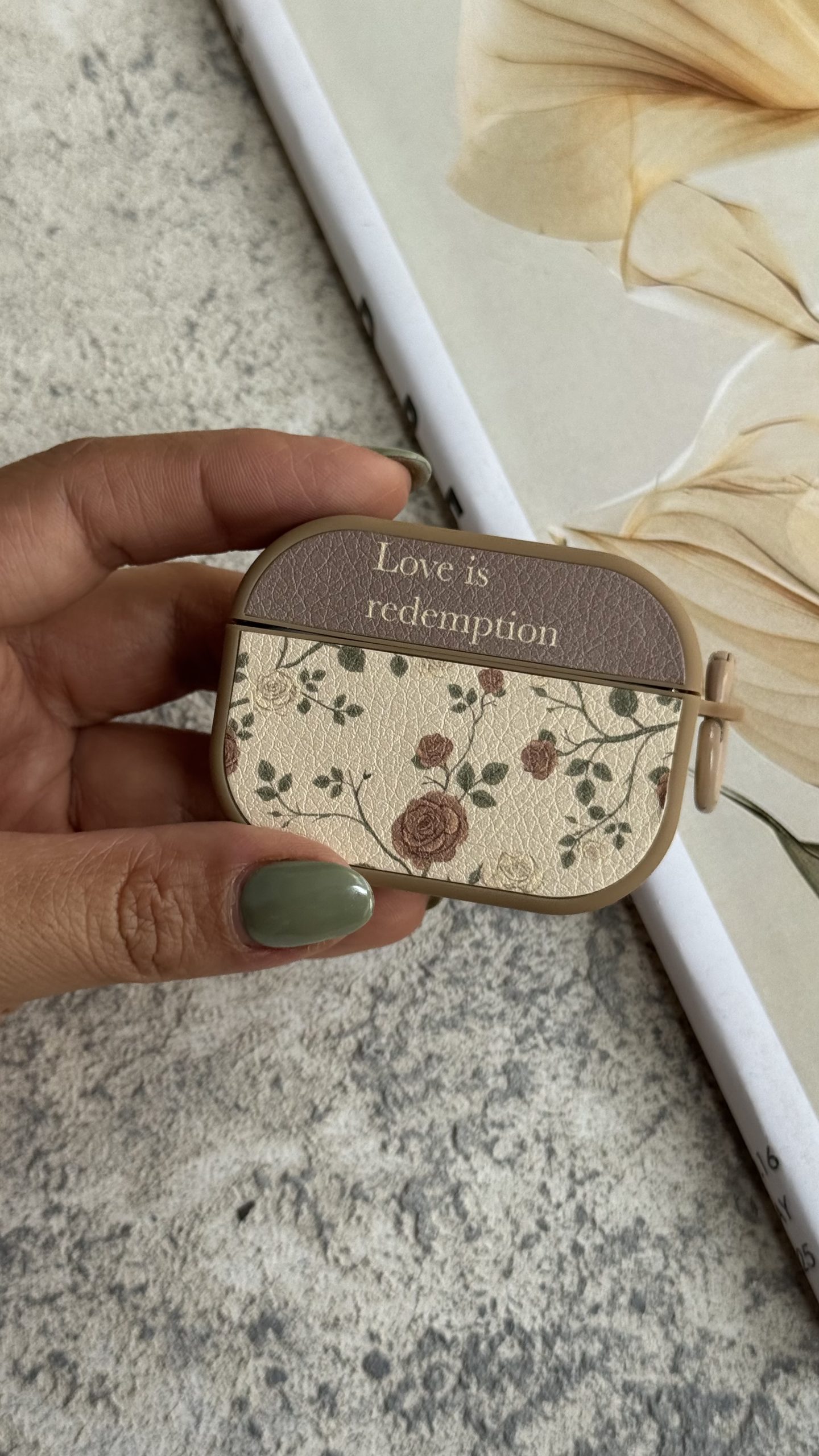 قاب موبایل آیفون گل رز لاو + کاور ایرپاد ست