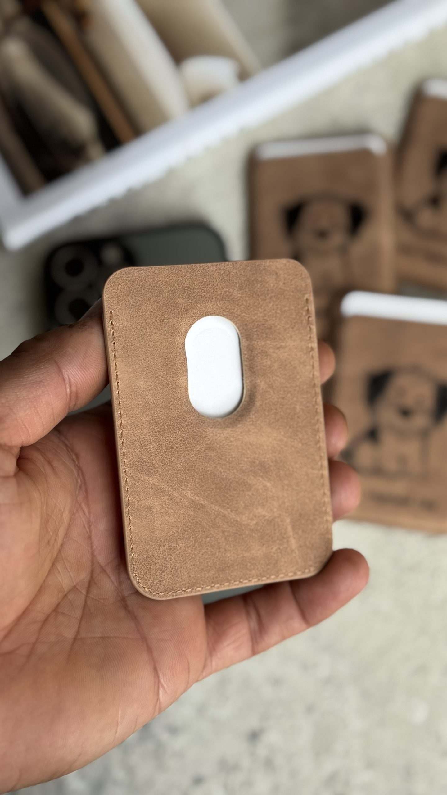 والت و جاکارتی مگنتی سگ پاپی