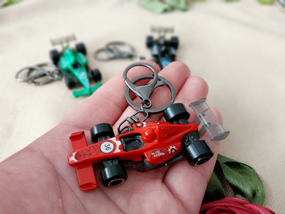 جاکلیدی ماشین فلزی فرمول یک