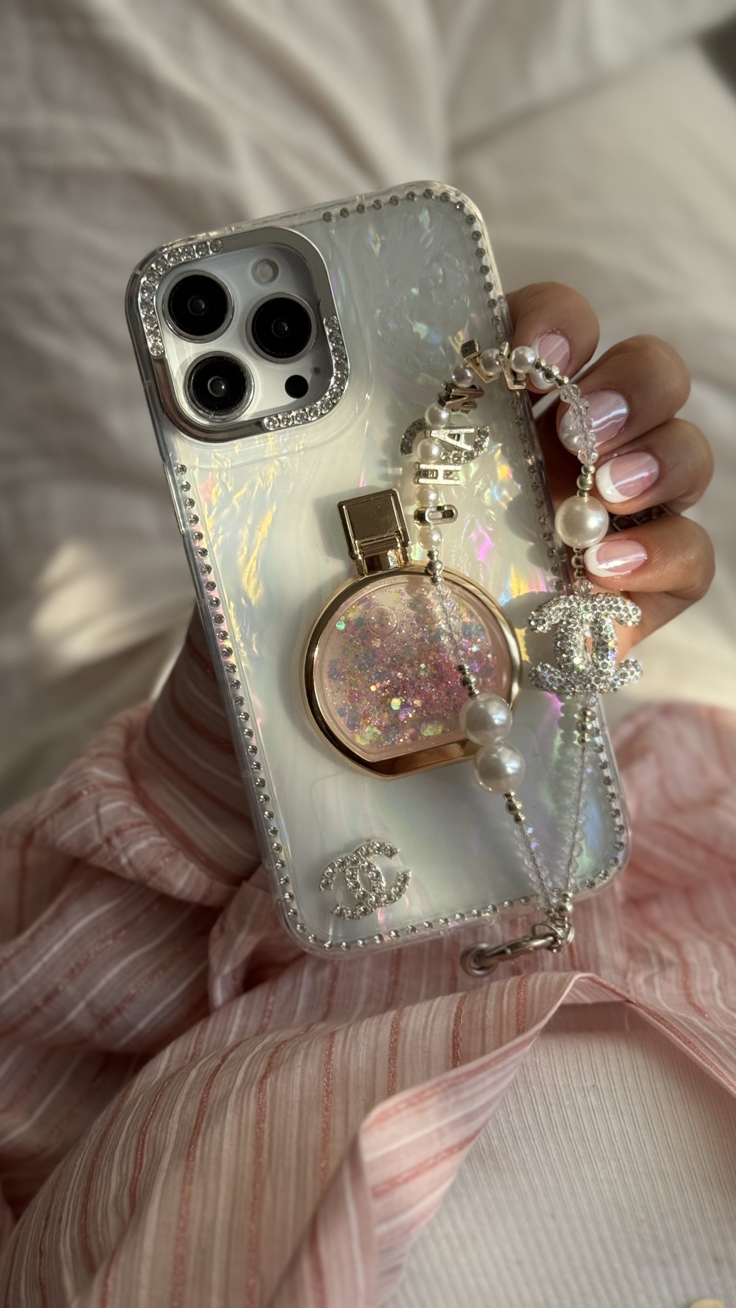 قاب موبایل آیفون پرفیوم کوکوشنل چنس نگین دار آکواریومی + پاپ سوکت شنل