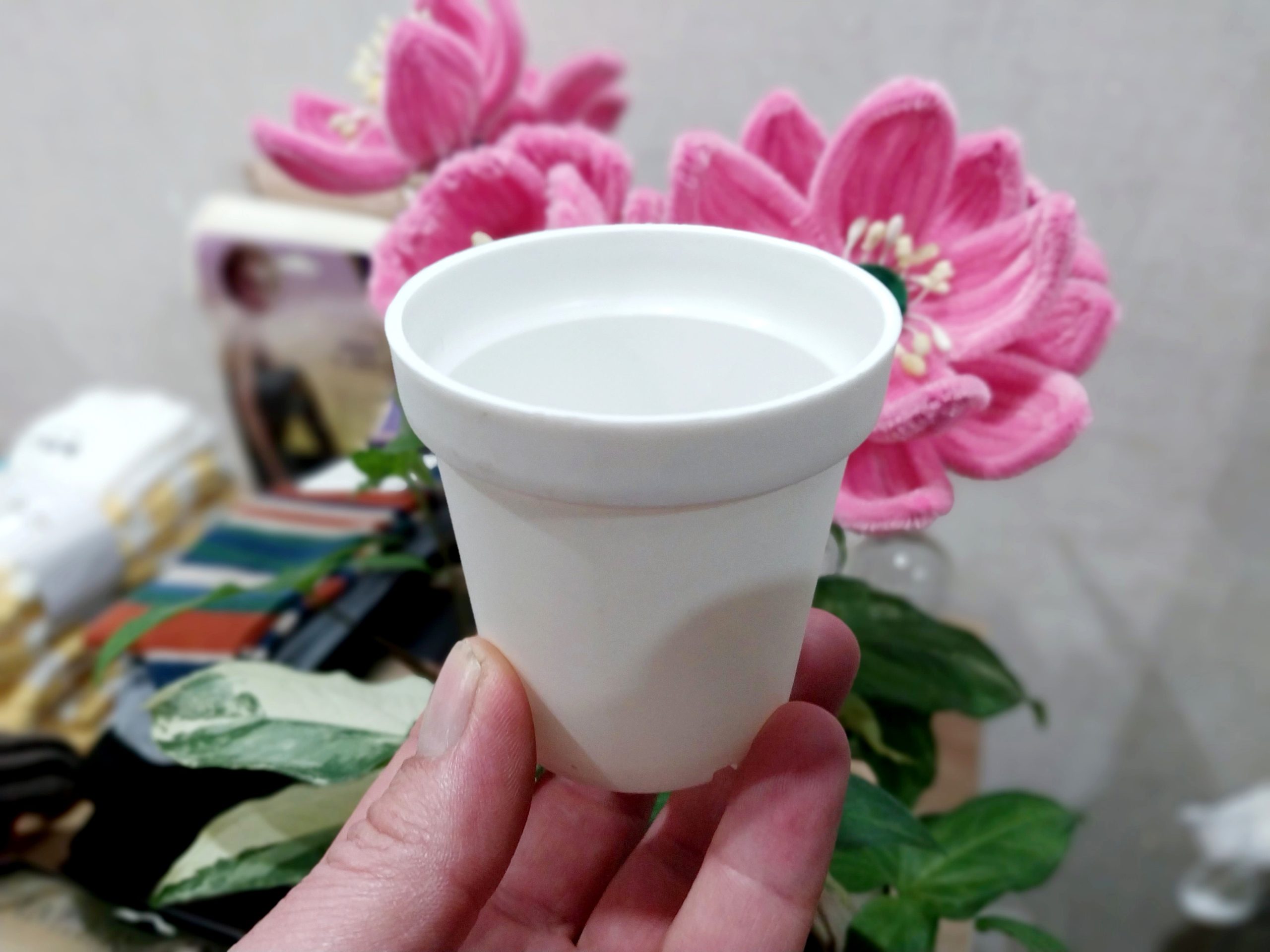 گلدان پلاستیکی کوچک